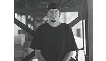 Eddie Hernandez Senior Editor